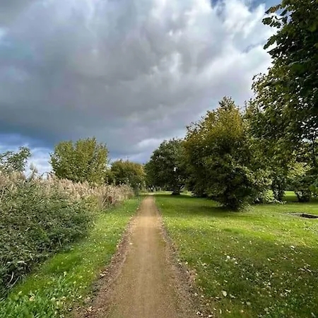 Appartement Place To Beee *